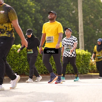 Runner Photo 6618275