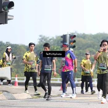 Runner Photo 6618315