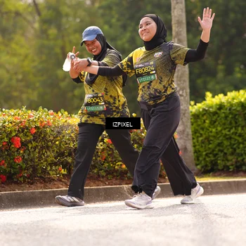 Runner Photo 6618335