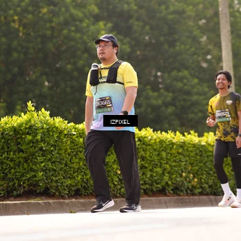 Runner Photo 6618339