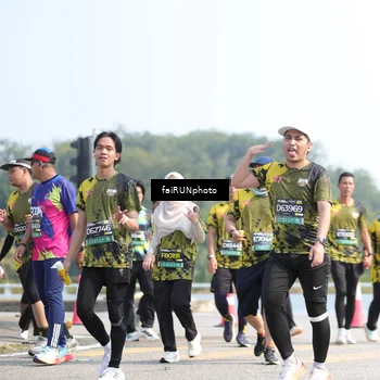 Runner Photo 6618355