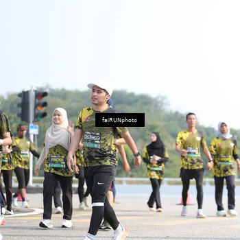 Runner Photo 6618363