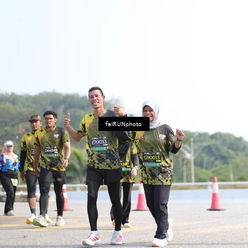 Runner Photo 6618439