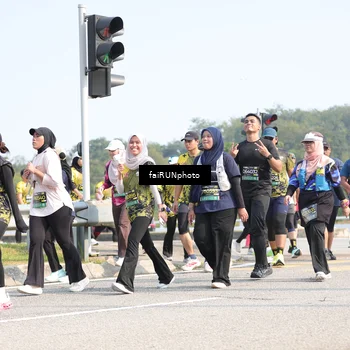 Runner Photo 6618499