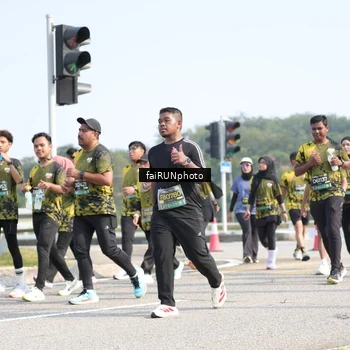 Runner Photo 6618592