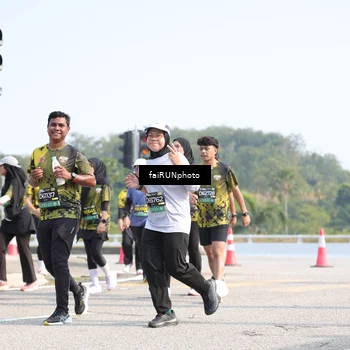 Runner Photo 6618630