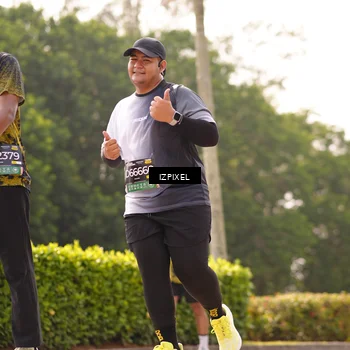 Runner Photo 6618644