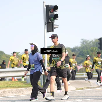 Runner Photo 6618674