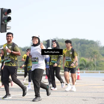 Runner Photo 6618724