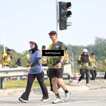 Runner Photo 6618728