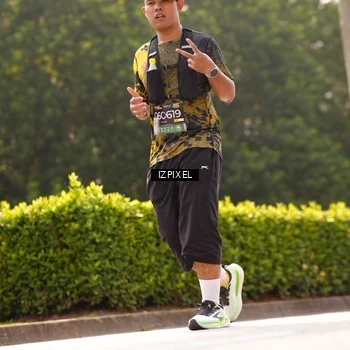 Runner Photo 6618772