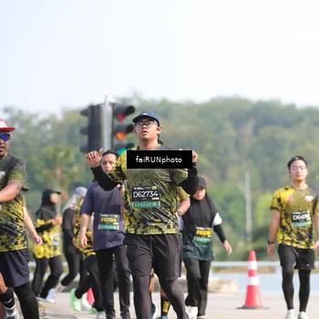 Runner Photo 6618879