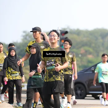 Runner Photo 6618895