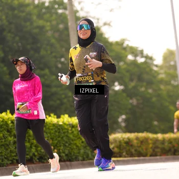 Runner Photo 6619008