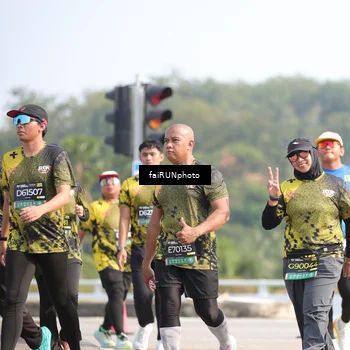 Runner Photo 6619080