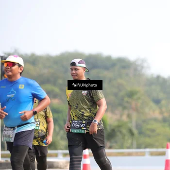 Runner Photo 6619157