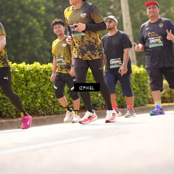 Runner Photo 6619291