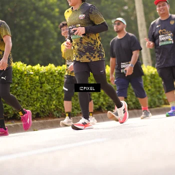 Runner Photo 6619292