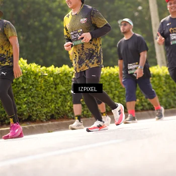 Runner Photo 6619312