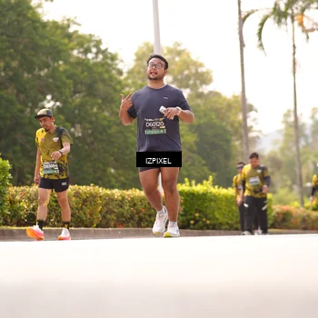 Runner Photo 6619442