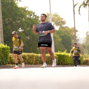 Runner Photo 6619453