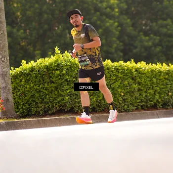 Runner Photo 6619527