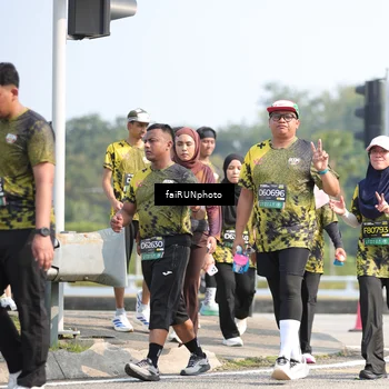 Runner Photo 6619575