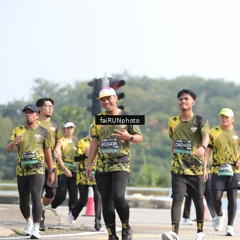 Runner Photo 6619676