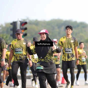 Runner Photo 6619785