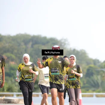 Runner Photo 6619824