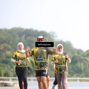 Runner Photo 6619858