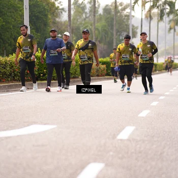 Runner Photo 6620052