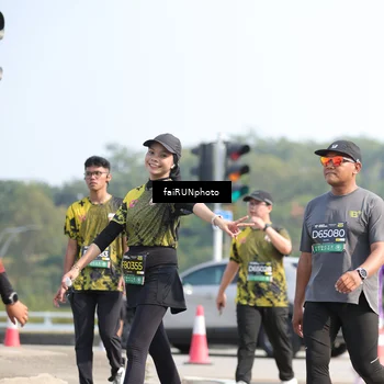 Runner Photo 6620176