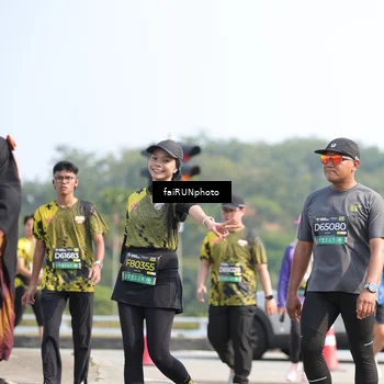 Runner Photo 6620179