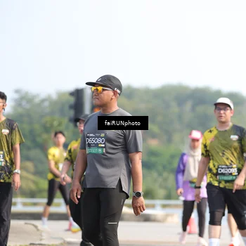 Runner Photo 6620182