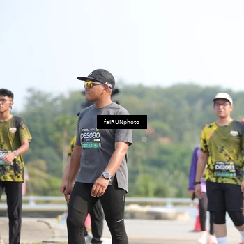 Runner Photo 6620203