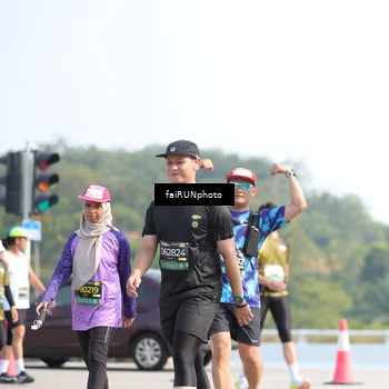 Runner Photo 6620239