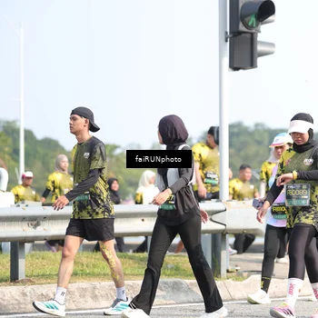 Runner Photo 6620308