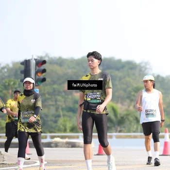 Runner Photo 6620310