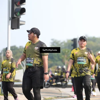 Runner Photo 6620312