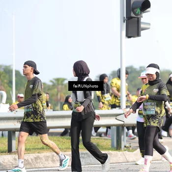 Runner Photo 6620313