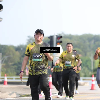 Runner Photo 6620391
