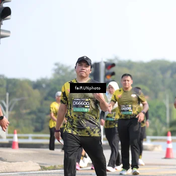 Runner Photo 6620396