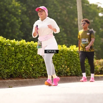 Runner Photo 6620408