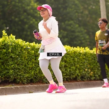 Runner Photo 6620412