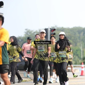 Runner Photo 6620414