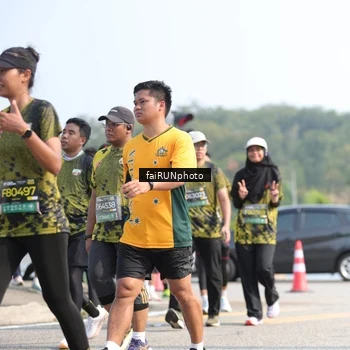 Runner Photo 6620415