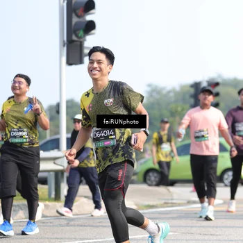 Runner Photo 6620453