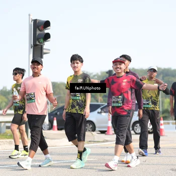 Runner Photo 6620460