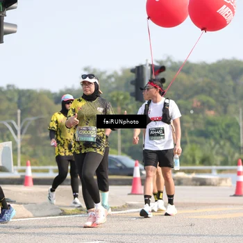 Runner Photo 6620668